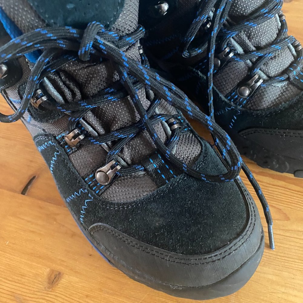 Unisex vibram/ mountain warehouse kids hiking boots